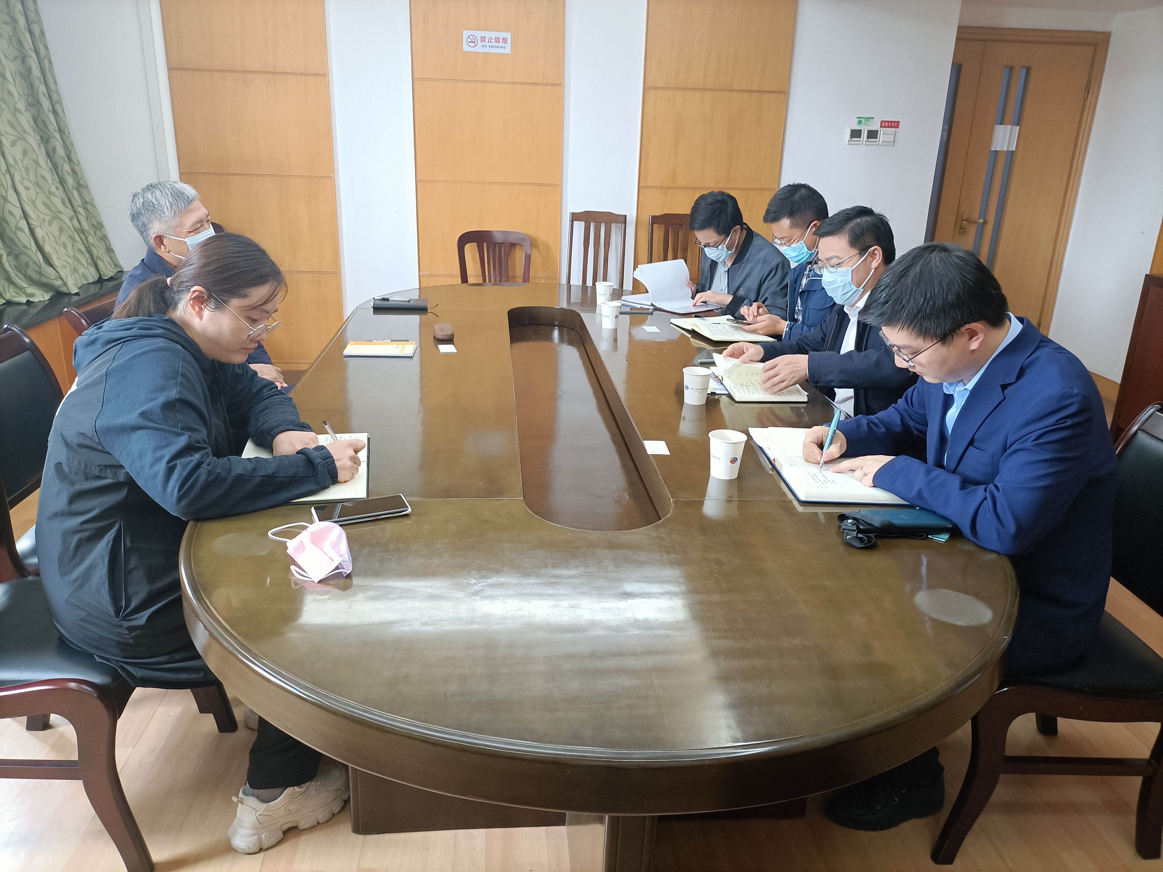 宁波市委政研室一行赴我会调研外贸运行...